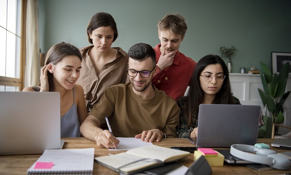 Национальные рейтинги трудоустройства выпускников вузов и колледжей за 2026 год